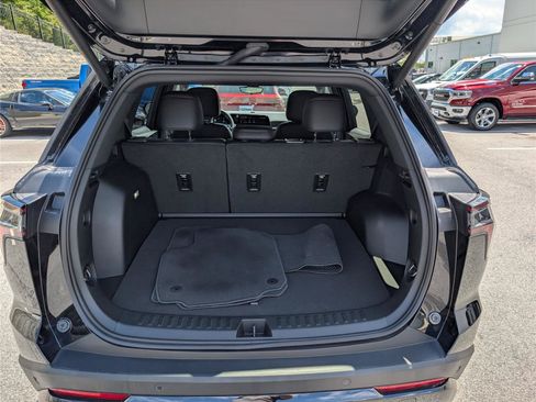Used 2026 Chevrolet Equinox RS w/ Safety and Technology Package AWD/4WD image 12
