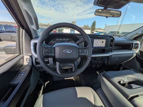 New 2026 Ford F250 XL w/ XL Chrome Package AWD/4WD image 10