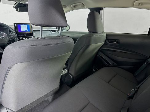 Used 2025 Toyota Corolla LE FWD image 38