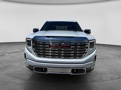 New 2026 GMC Sierra 1500 Denali w/ Denali Reserve Package AWD/4WD image 3