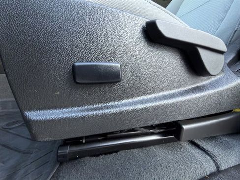 Certified 2022 Chevrolet Colorado W/T w/ WT Convenience Package image 22