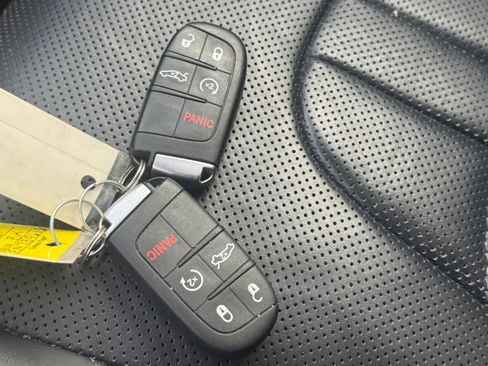 Used 2015 Chrysler 200 S w/ Navigation & Sound Group I image 22