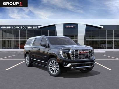 New 2026 GMC Yukon XL Denali w/ Sun & Power Step Package