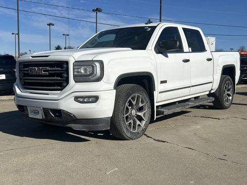 Used 2016 GMC Sierra 1500 SLT w/ All-Terrain Package image 2