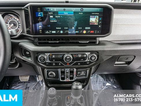 Used 2025 Jeep Wrangler Unlimited Sport AWD/4WD image 41