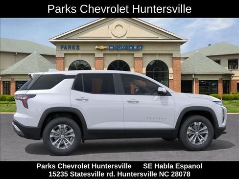 New 2026 Chevrolet Equinox LT w/ Convenience Package II AWD/4WD image 6