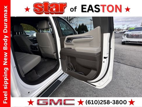 Used 2022 Chevrolet Silverado 1500 LTZ w/ LTZ Premium Package image 16