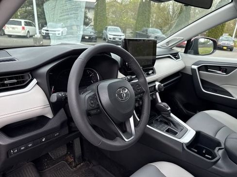 Used 2025 Toyota RAV4 XLE Premium w/ Weather Package AWD/4WD image 20