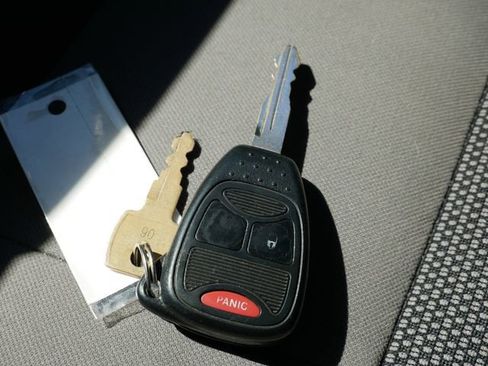 Used 2010 Jeep Wrangler Unlimited Sport AWD/4WD image 29