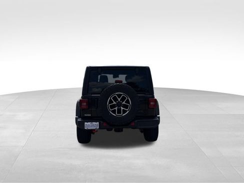 Used 2024 Jeep Wrangler Unlimited Rubicon AWD/4WD image 5