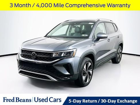 Used 2023 Volkswagen Taos SE image 3