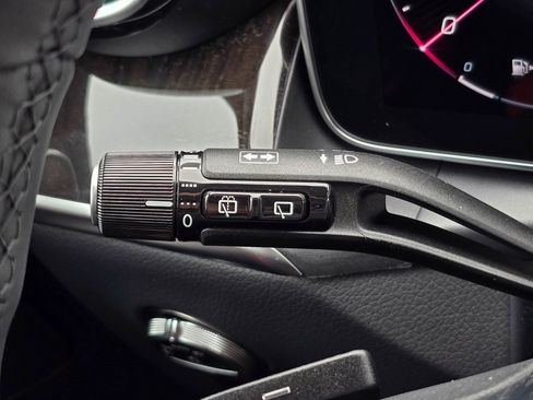 New 2025 Mercedes-Benz GLC 350e 4MATIC image 22