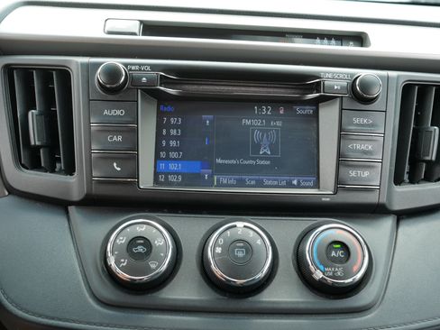 Used 2018 Toyota RAV4 LE w/ All Weather Liner Package AWD/4WD image 26