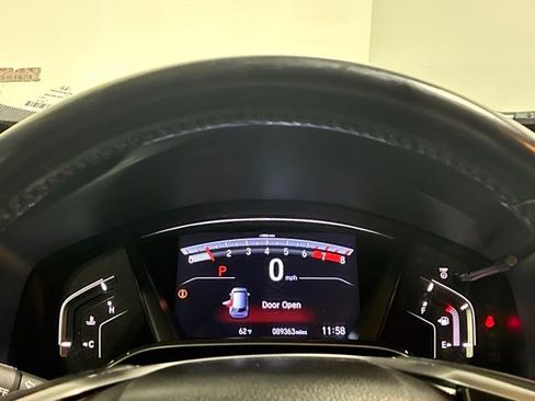 Used 2019 Honda CR-V Touring image 18