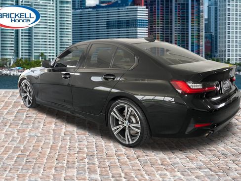 Used 2020 BMW 330i Sedan w/ Driving Assistance Package RWD image 5