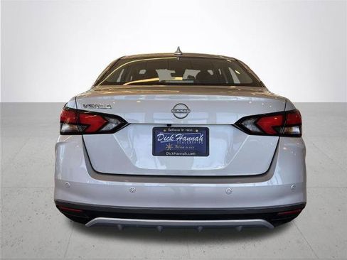 Certified 2025 Nissan Versa SV FWD image 9