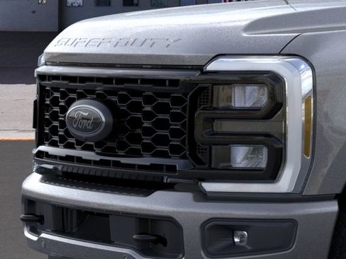 New 2026 Ford F350 Lariat w/ Black Appearance Package AWD/4WD image 17