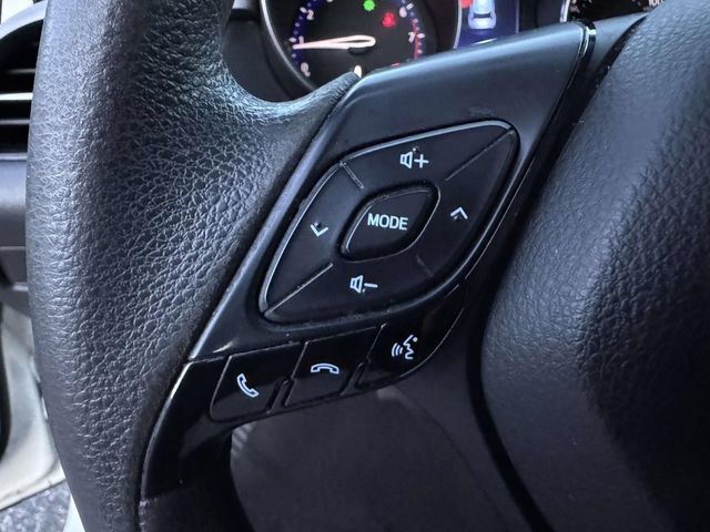 Used 2021 Toyota C-HR LE FWD image 25