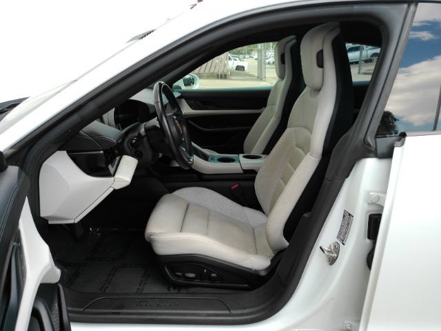 Used 2022 Porsche Taycan RWD image 12