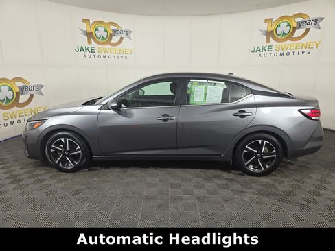 Used 2024 Nissan Sentra SV FWD image 6