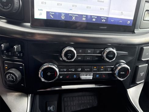 Used 2022 Ford F150 Platinum w/ Equipment Group 701A High image 27