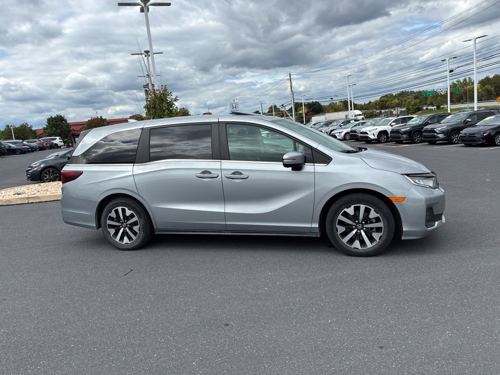 Used 2025 Honda Odyssey EX-L image 5