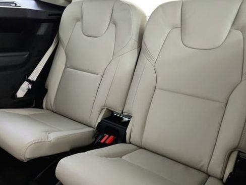 New 2026 Volvo XC90 T8 Ultra w/ Protection Package Premier AWD/4WD image 35