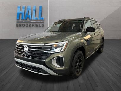 New 2026 Volkswagen Atlas Peak Edition