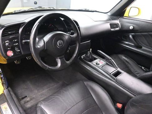 Used 2001 Honda S2000 image 11