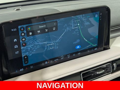 Used 2025 Lincoln Aviator AWD w/ Equipment Group 101A image 10