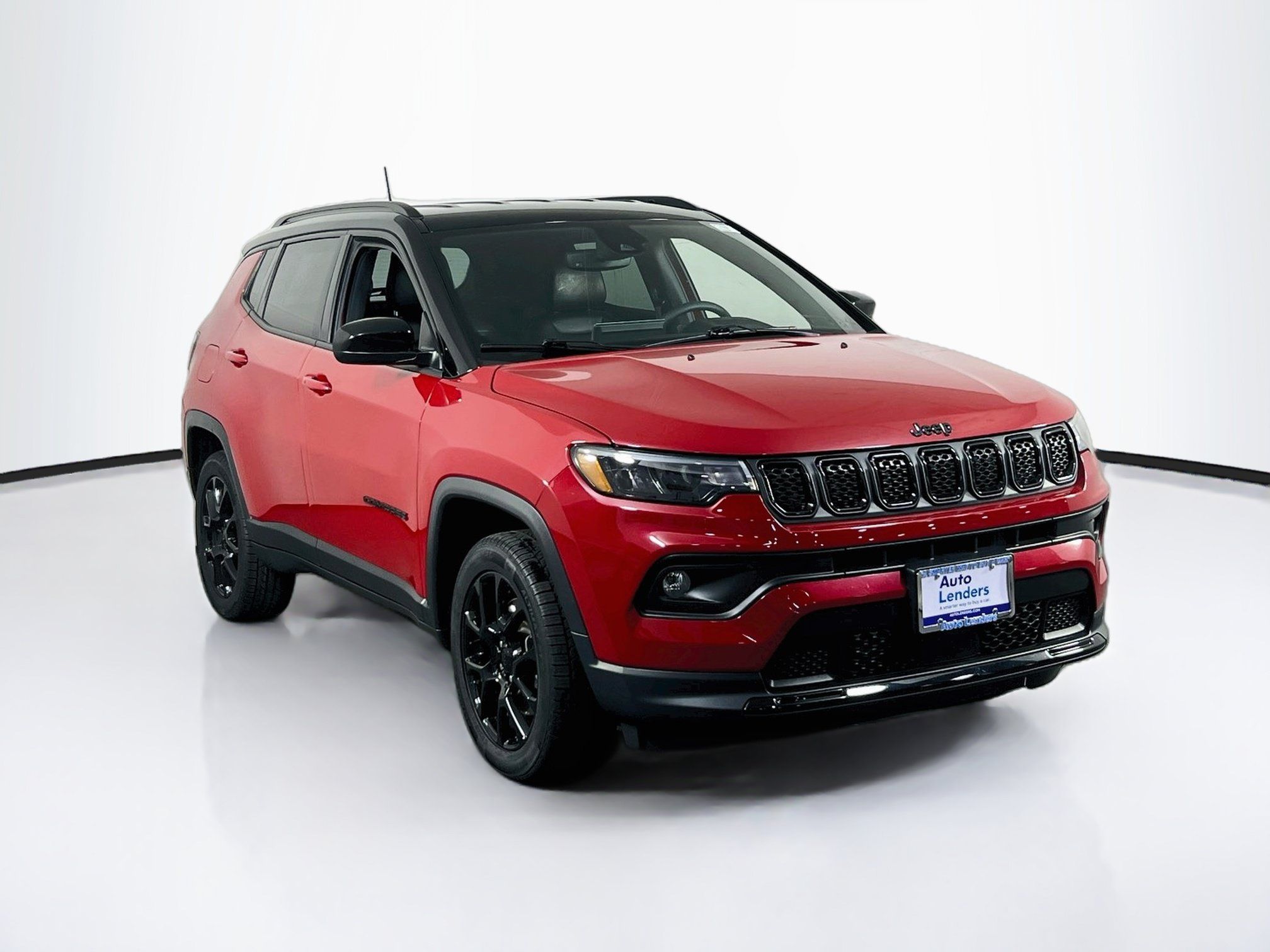 Used 2023 Jeep Compass Latitude w/ Convenience Group AWD/4WD image 3