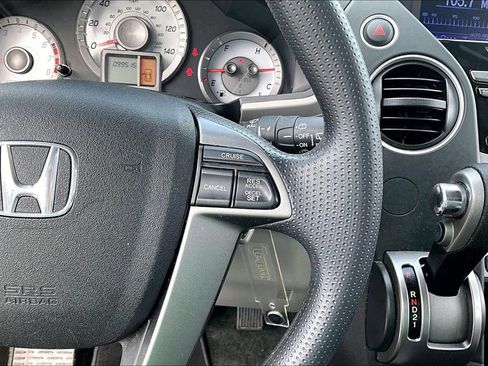 Used 2015 Honda Pilot LX image 12