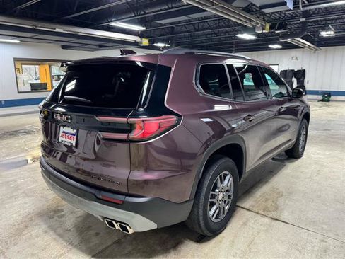 Used 2025 GMC Acadia Elevation AWD/4WD image 4