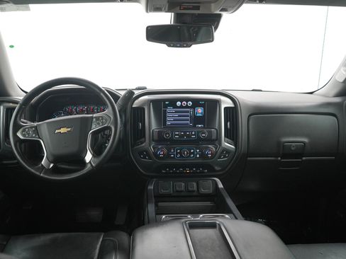 Used 2015 Chevrolet Silverado 1500 LTZ Z71 w/ LTZ Plus Package AWD/4WD image 16