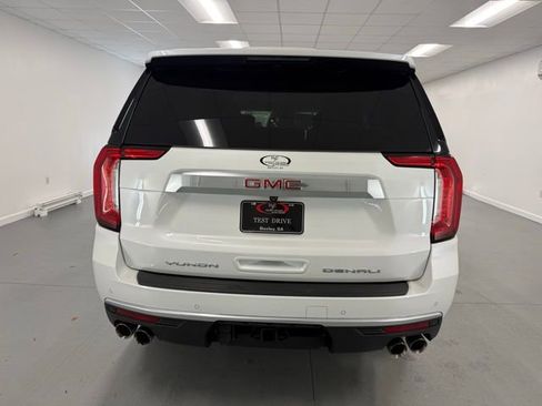 Used 2021 GMC Yukon Denali image 7