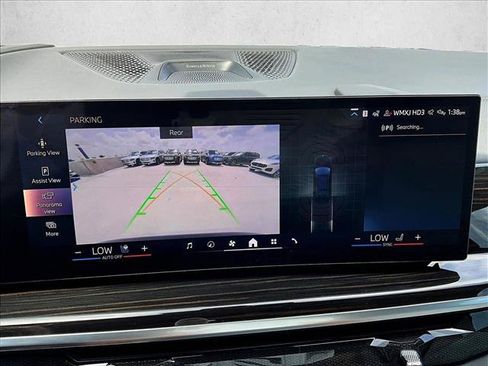 Used 2024 BMW X7 xDrive40i w/ M Sport Package AWD/4WD image 23
