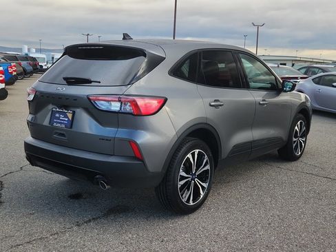 Certified 2022 Ford Escape SEL w/ SEL Stealth AWD Package image 3