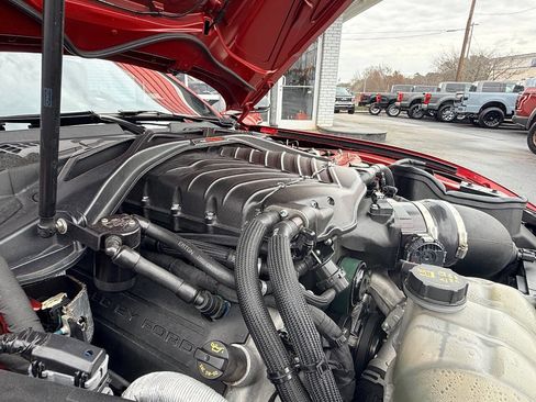 Used 2021 Ford Mustang Shelby GT500 w/ Carbon Fiber Track Pack image 41