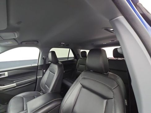 Used 2022 Ford Explorer XLT w/ Equipment Group 202A image 42