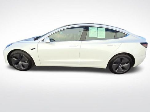 Used 2020 Tesla Model 3 Long Range image 4