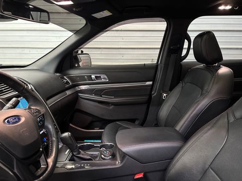 Used 2019 Ford Explorer Sport w/ Equipment Group 401A AWD/4WD image 23