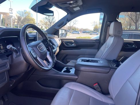 Used 2024 GMC Yukon SLT image 5
