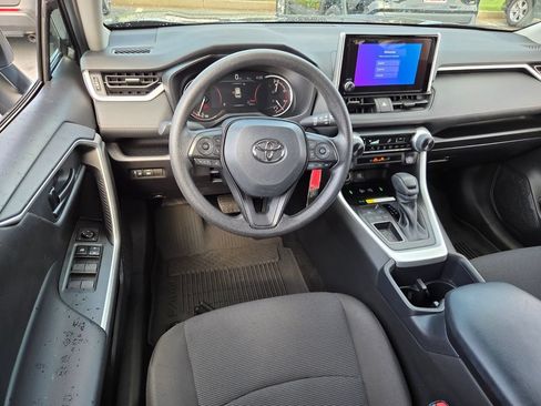 Certified 2025 Toyota RAV4 LE FWD image 7