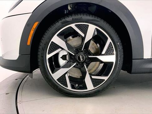 New 2026 MINI Cooper S image 9