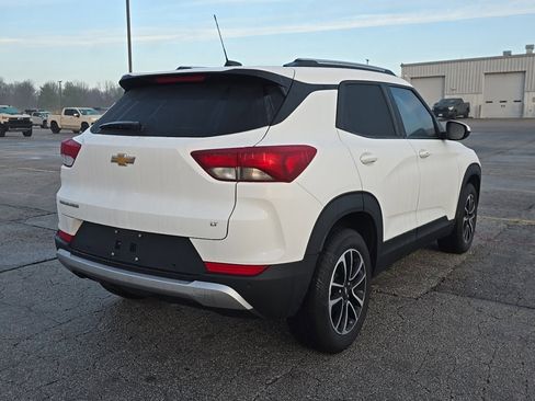 Used 2024 Chevrolet TrailBlazer LT w/ Driver Confidence Package image 6