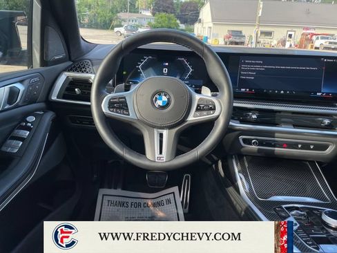 Used 2025 BMW X7 M60i AWD/4WD image 14