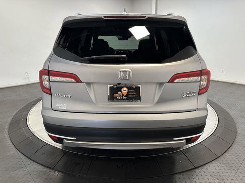 Used 2020 Honda Pilot Touring image 11