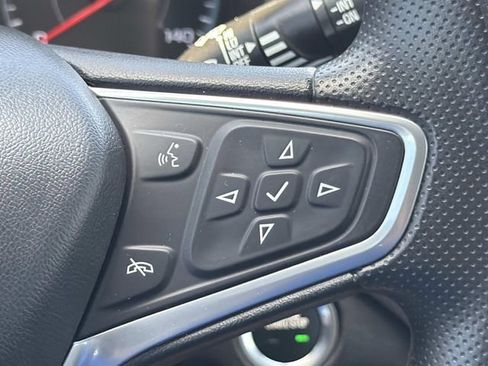 Used 2023 Chevrolet Equinox LS FWD image 27