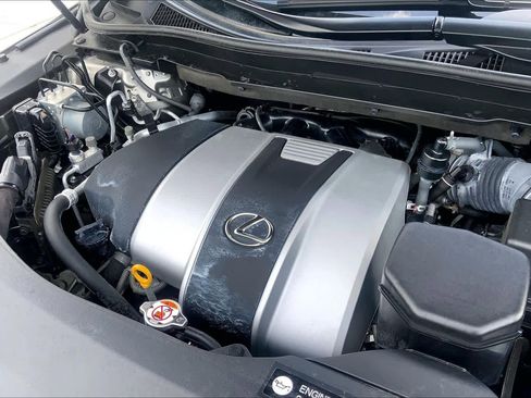 Used 2019 Lexus RX 350L image 32