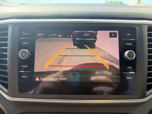 Used 2018 Volkswagen Atlas SE FWD image 23